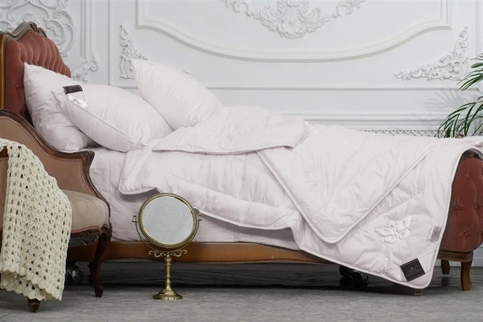 Импортное швейцарское одеяло "Trois Couronnes Luxury Silk" - фото 189930